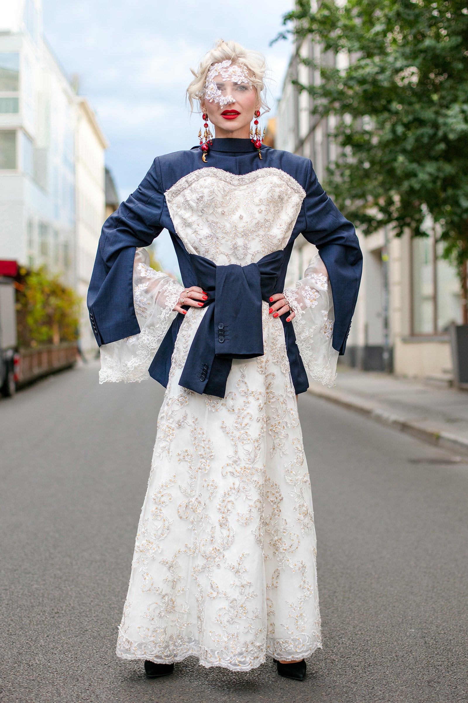 Marie Antoinette from the Front