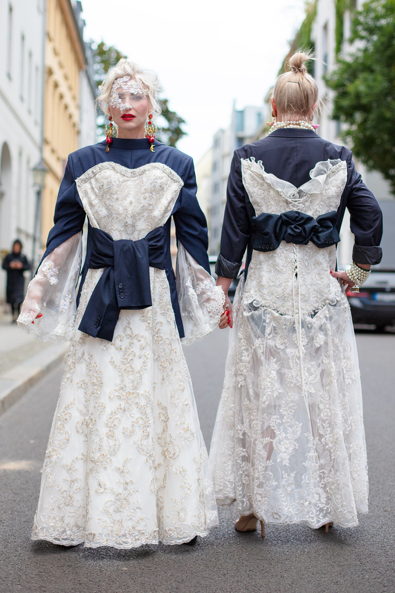 Marie Antoinette from the Front